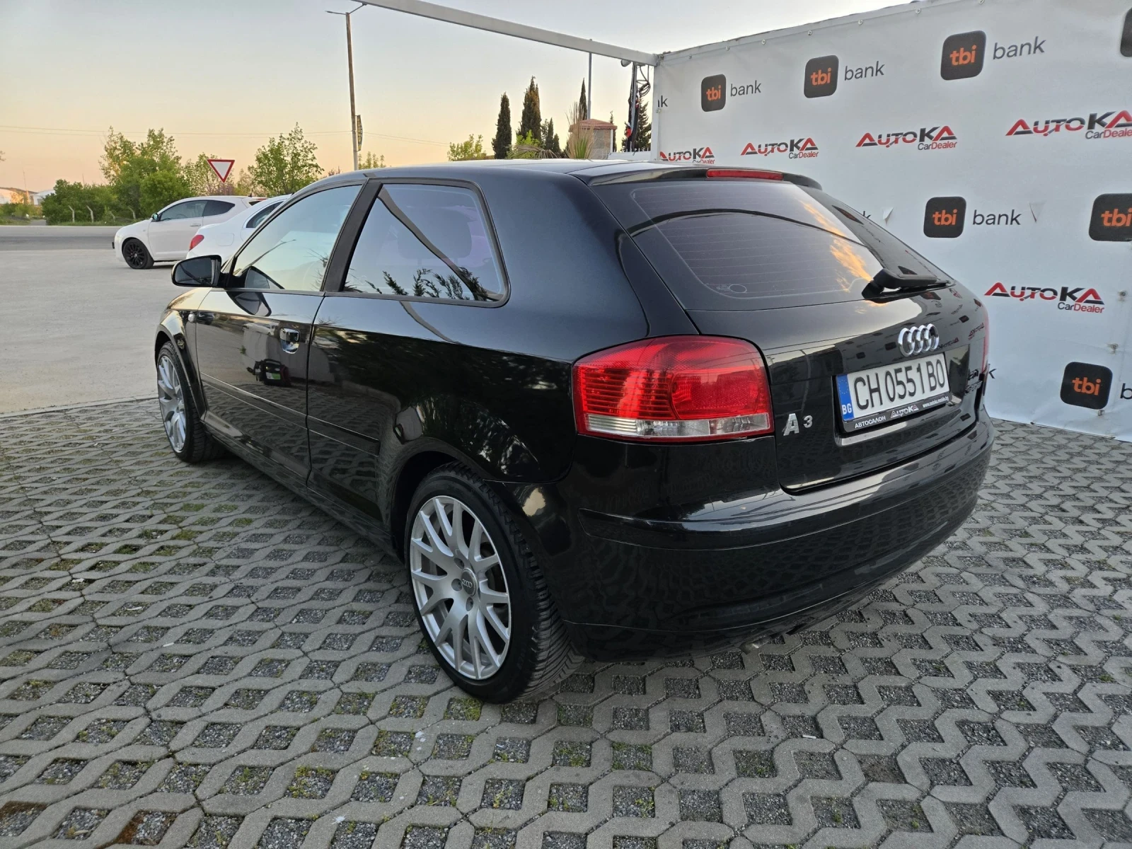 Audi A3 2.0TDI-140кс= АВТОМАТ= S-Line= КЛИМАТРОНИК, снимка 5 - Автомобили и джипове - 54347905