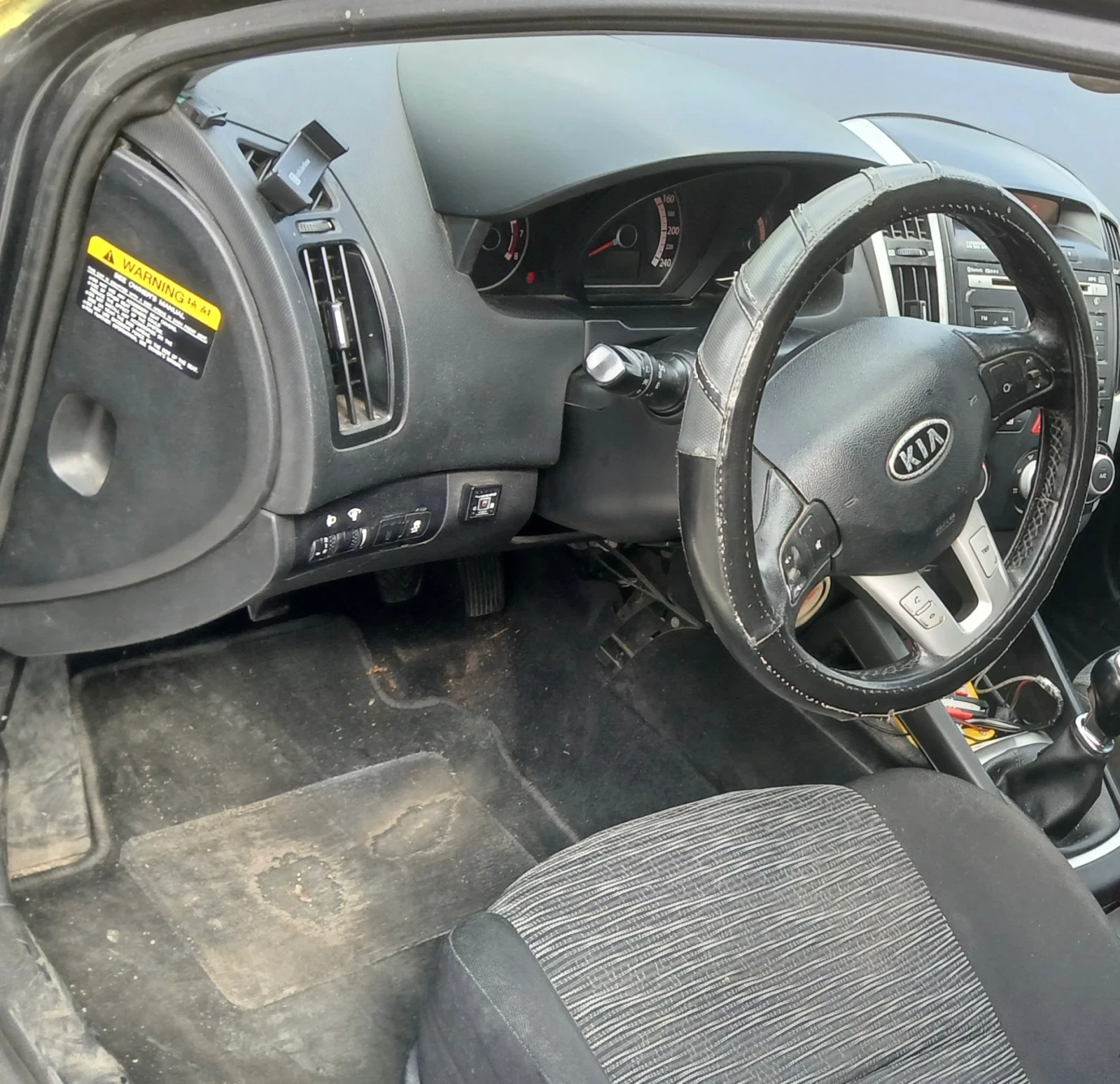 Kia Ceed 1.4 MPI, снимка 6 - Автомобили и джипове - 55495593