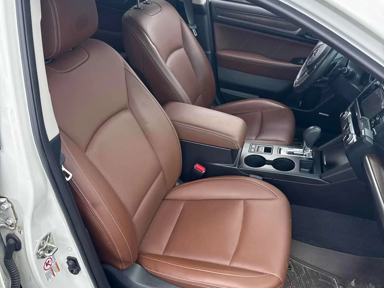Subaru Outback | Touring | CARFAX | ПОДГРЕВ | + ГУМИ | , снимка 13 - Автомобили и джипове - 54818675