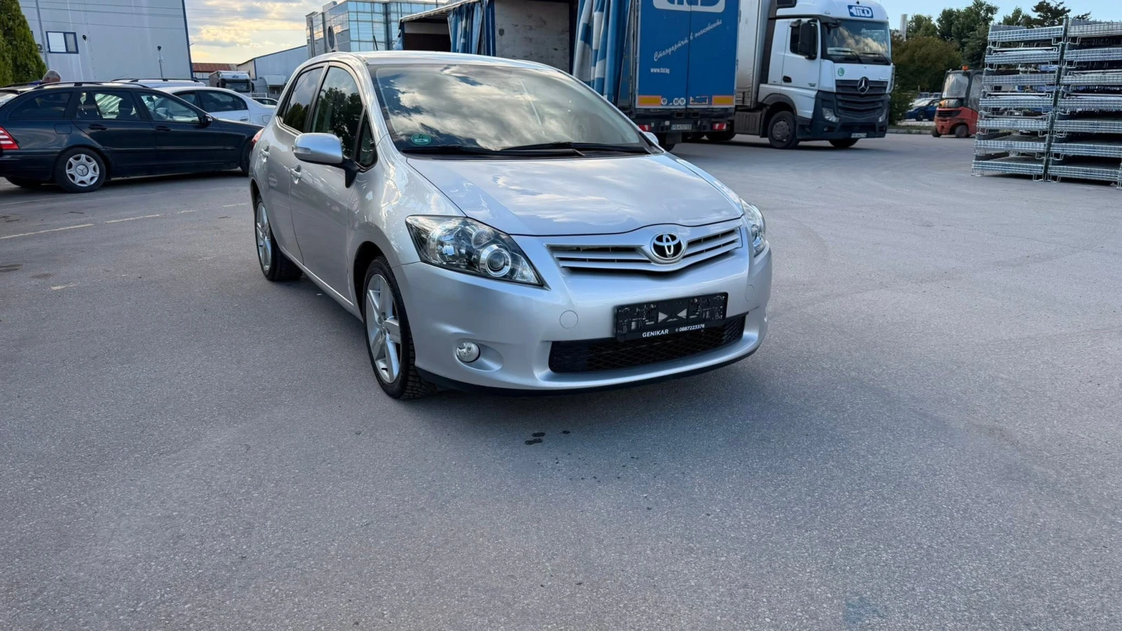 Toyota Auris 1.6 БЕНЗИН 67000km