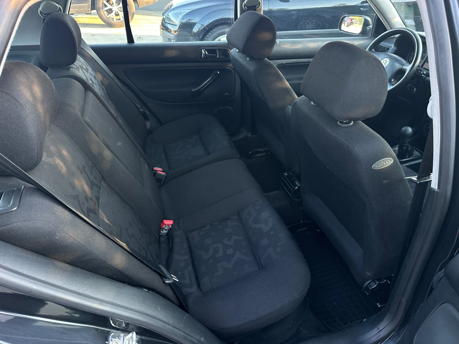 VW Golf mk4 1.9 TDI, снимка 8 - Автомобили и джипове - 55149416