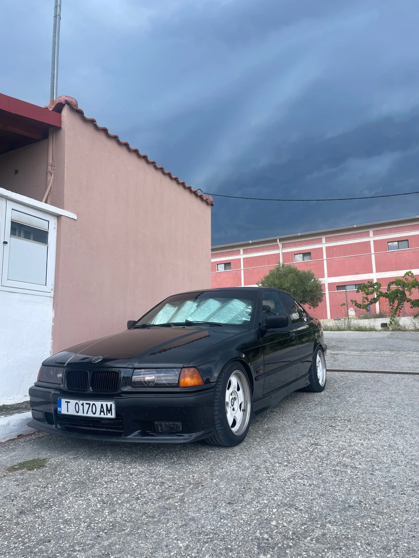 BMW 320 M50B20TU, снимка 4 - Автомобили и джипове - 55172114