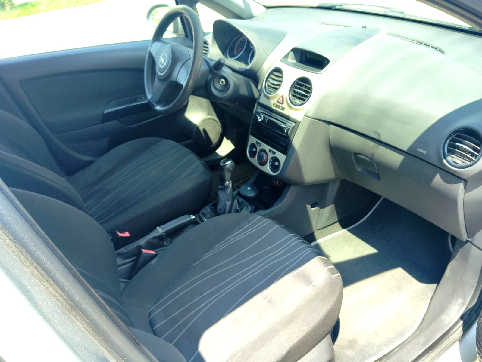 Opel Corsa 1.0 куб бензин 60 коня, снимка 10 - Автомобили и джипове - 55255343