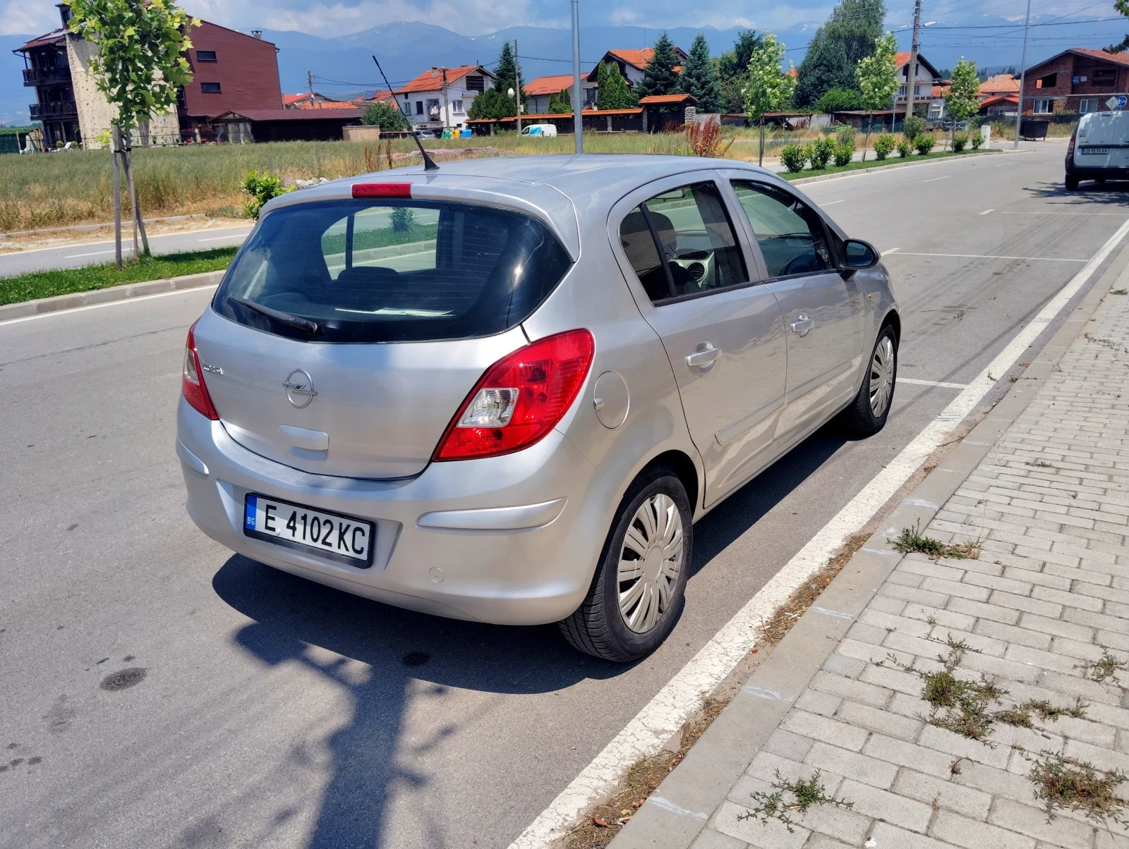 Opel Corsa 1.0 куб бензин 60 коня, снимка 5 - Автомобили и джипове - 55255343