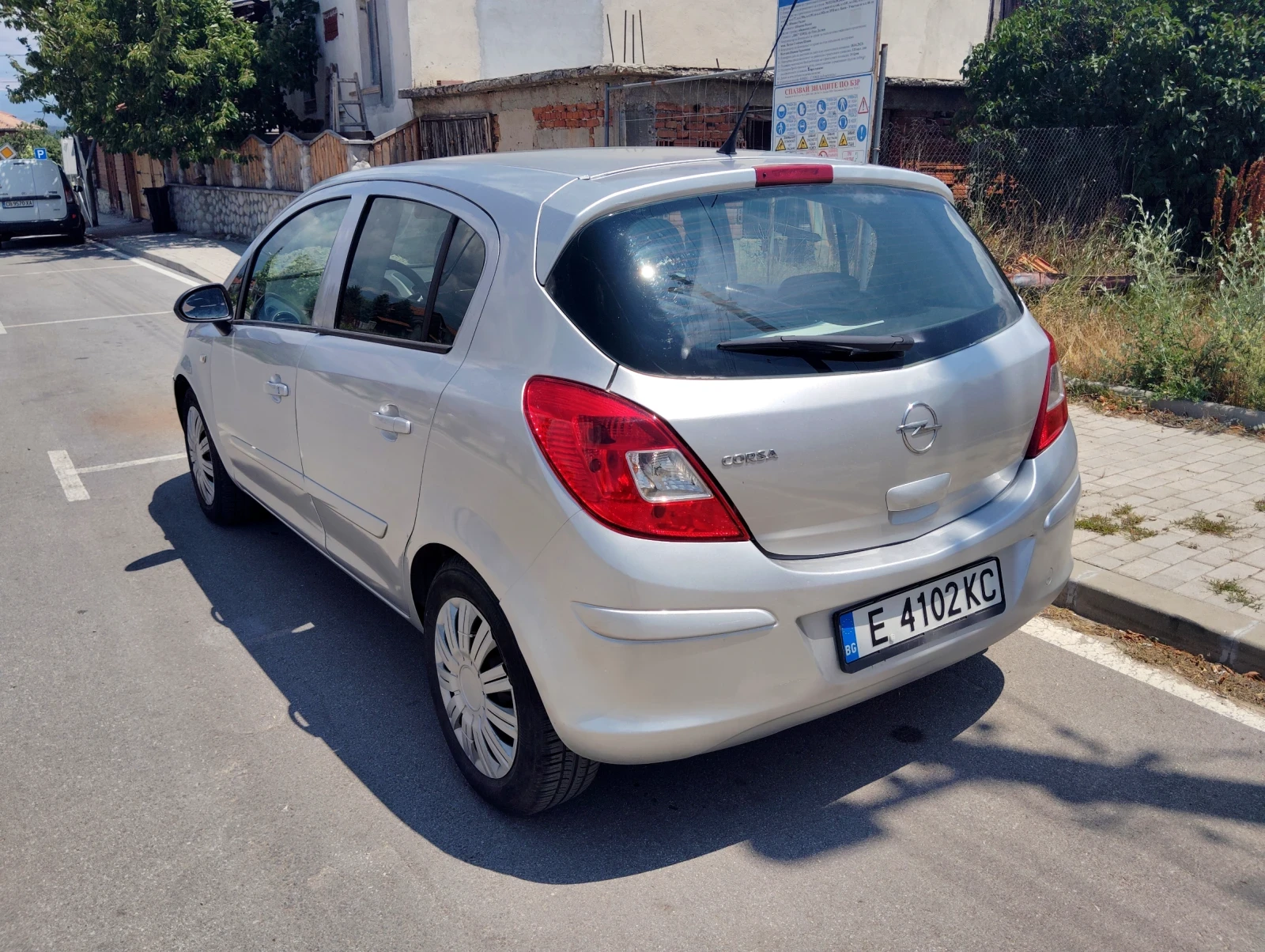 Opel Corsa 1.0 куб бензин 60 коня, снимка 7 - Автомобили и джипове - 55255343