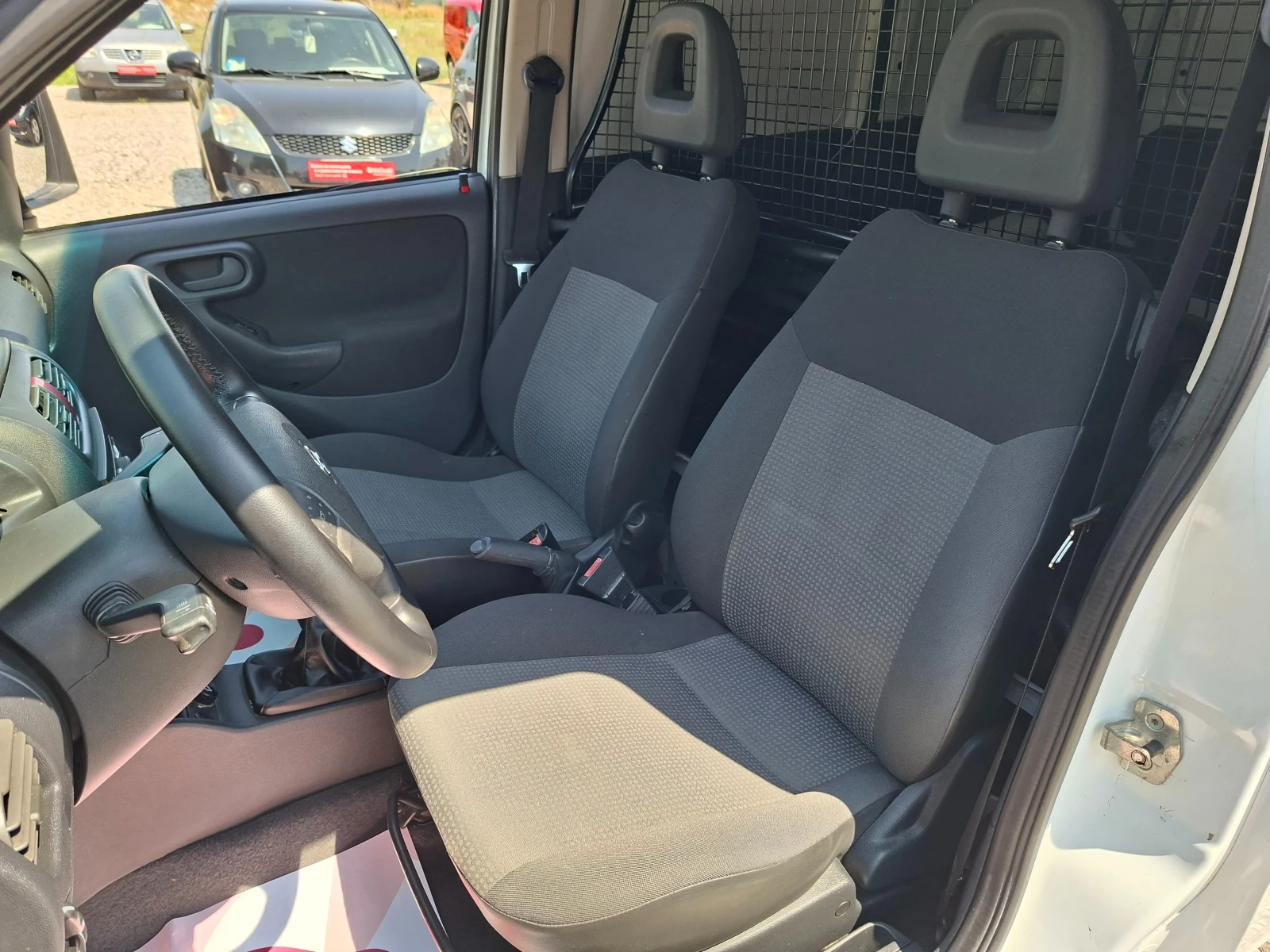 Opel Combo 1.3CDTI* 36м. х 97EUR.* , снимка 12 - Автомобили и джипове - 55331170