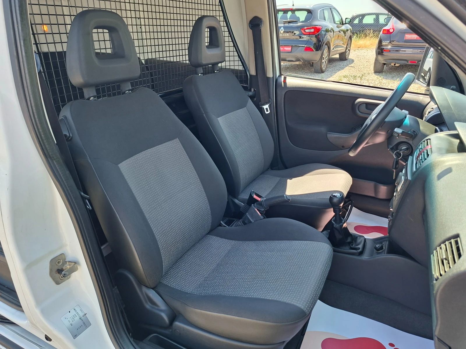 Opel Combo 1.3CDTI* 36м. х 97EUR.* , снимка 9 - Автомобили и джипове - 55331170