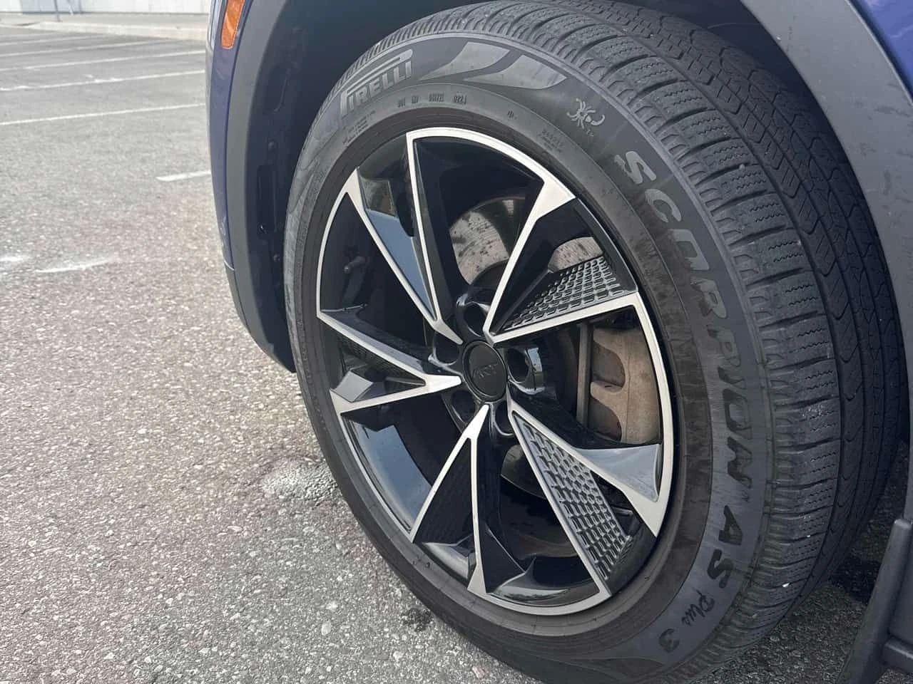 VW ID.4 * Pro AWD * CARFAX * ����� �� �����������  | Mobile.bg � ����������� 7