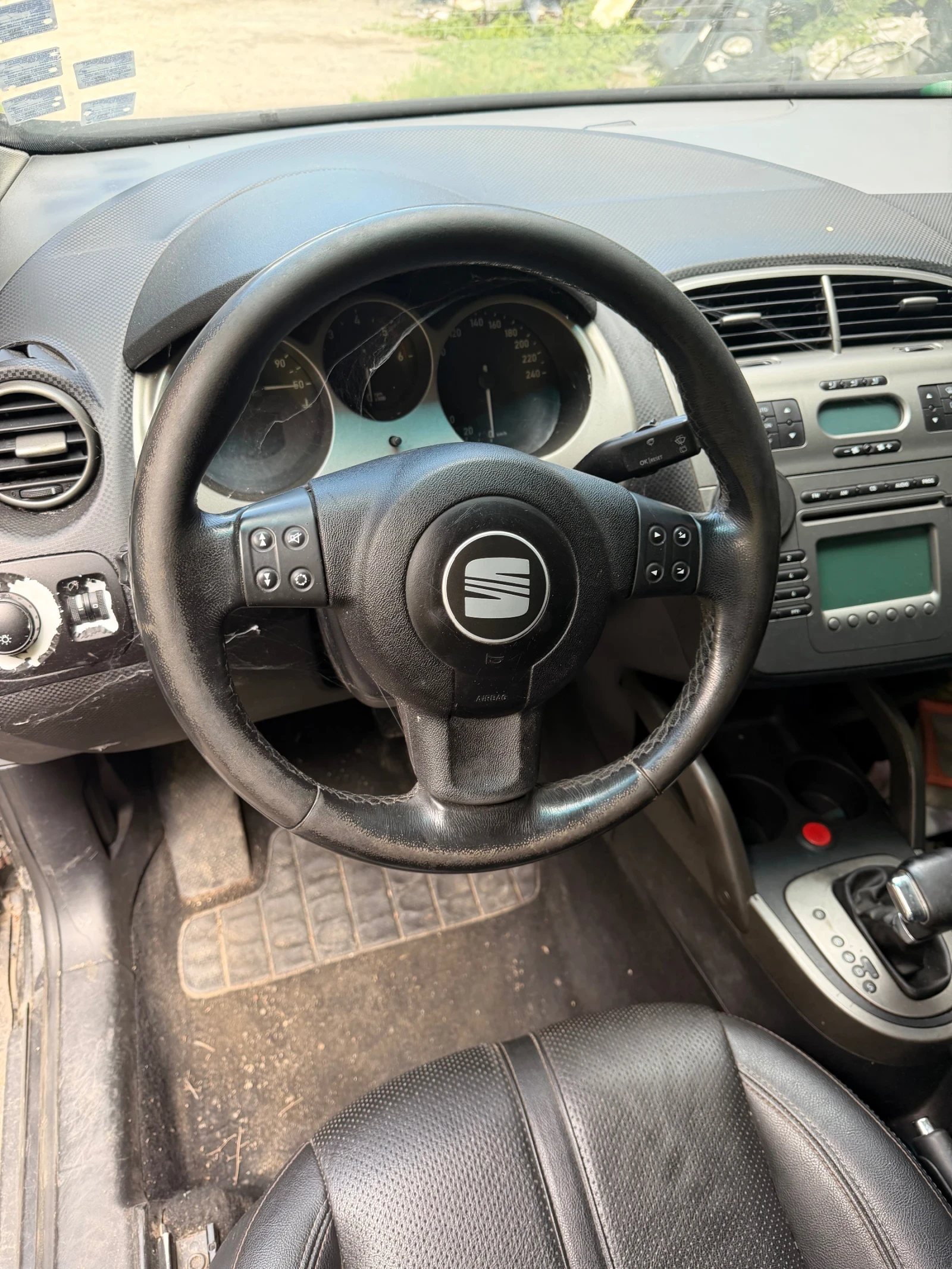 Seat Altea 2.0 140 BKD DSG, снимка 7 - Автомобили и джипове - 55645635