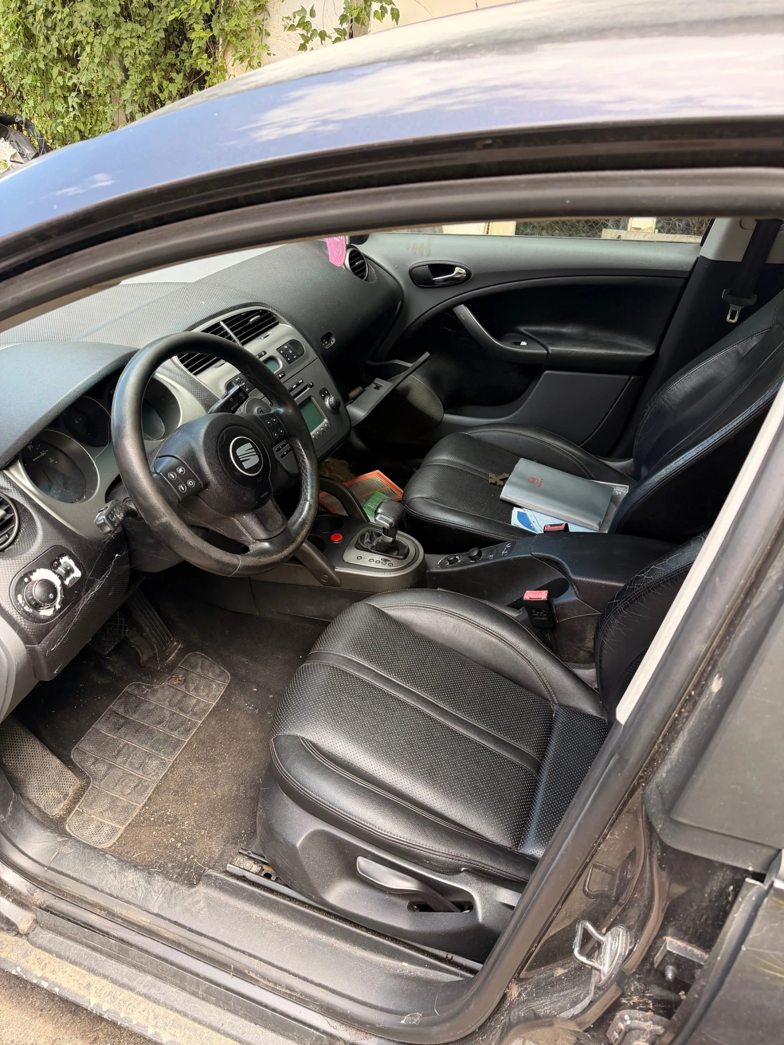 Seat Altea 2.0 140 BKD DSG, снимка 4 - Автомобили и джипове - 55645635