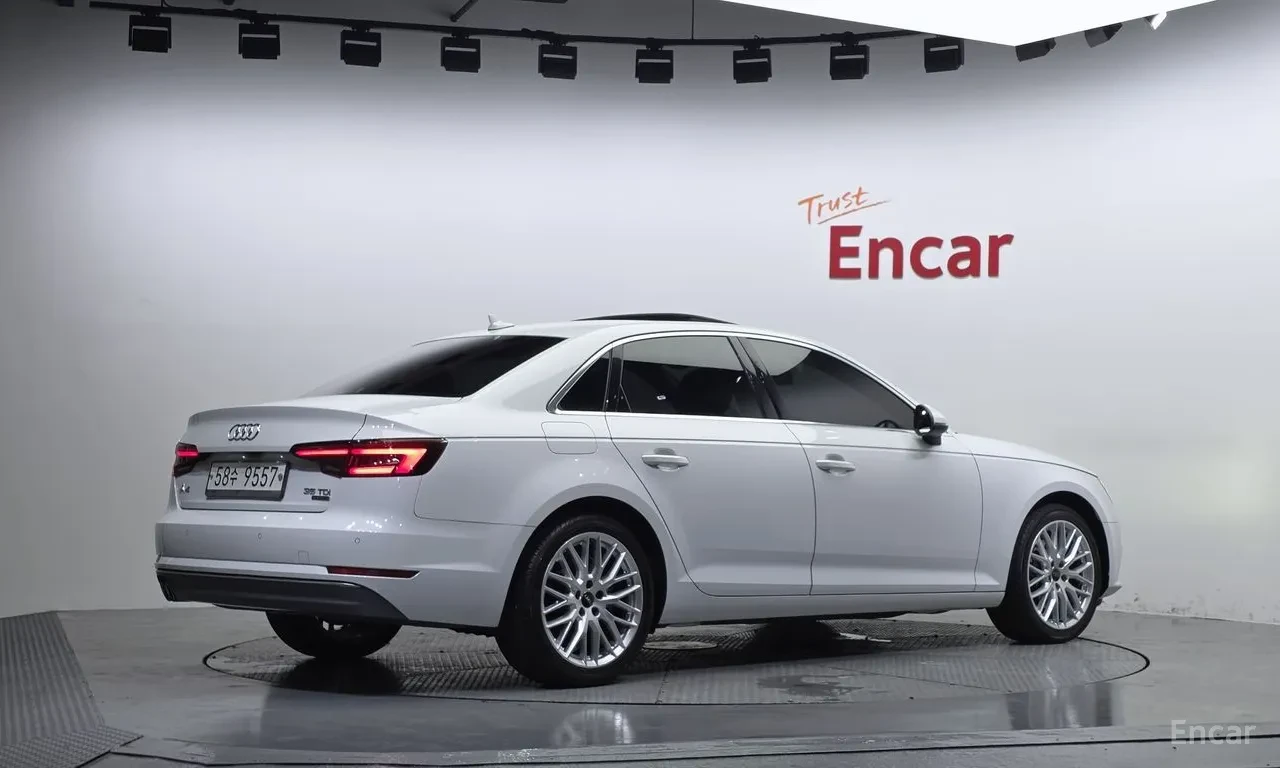Audi A4 35 TDI QUATTRO PREMIUM | 2018 | 2.0 TDI | 52599 km, снимка 3 - Автомобили и джипове - 55983895