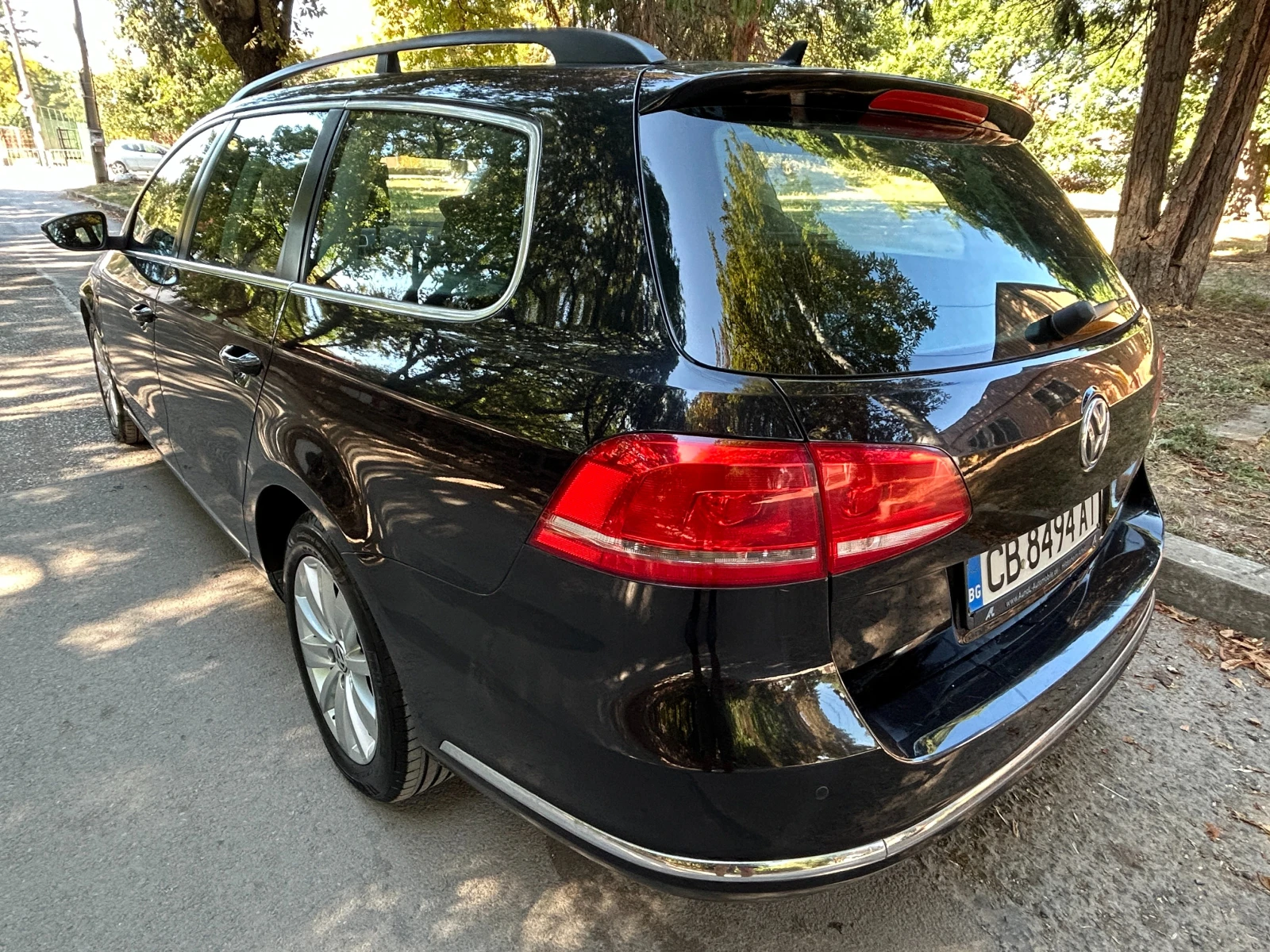 VW Passat 2.0TDI, снимка 3 - Автомобили и джипове - 56203585