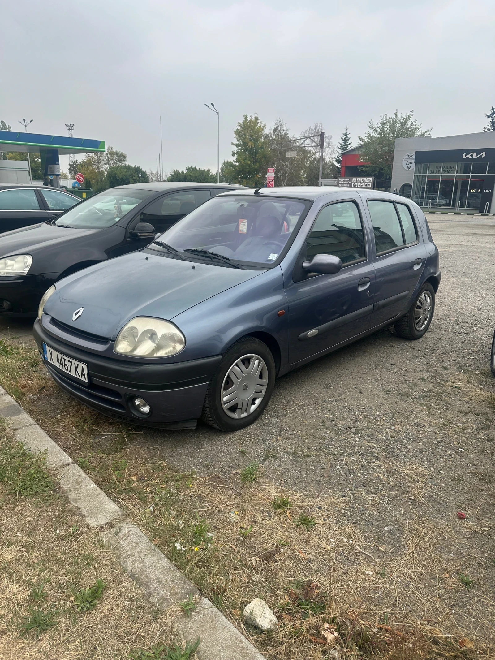 Renault Clio 1.6 8v, снимка 3 - Автомобили и джипове - 56233798