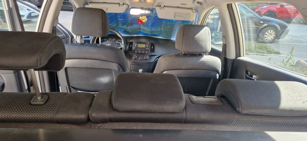 Hyundai I30 1.6D, снимка 13 - Автомобили и джипове - 56424792