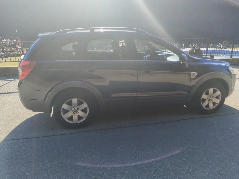 Chevrolet Captiva, снимка 5 - Автомобили и джипове - 48366700