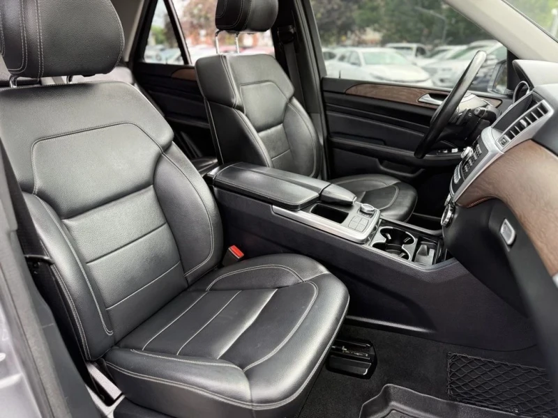 Mercedes-Benz ML 350 AMG* HARMAN* DISTRONIC* PANO* КАМЕРА* ДИЗЕЛ, снимка 6 - Автомобили и джипове - 52317697