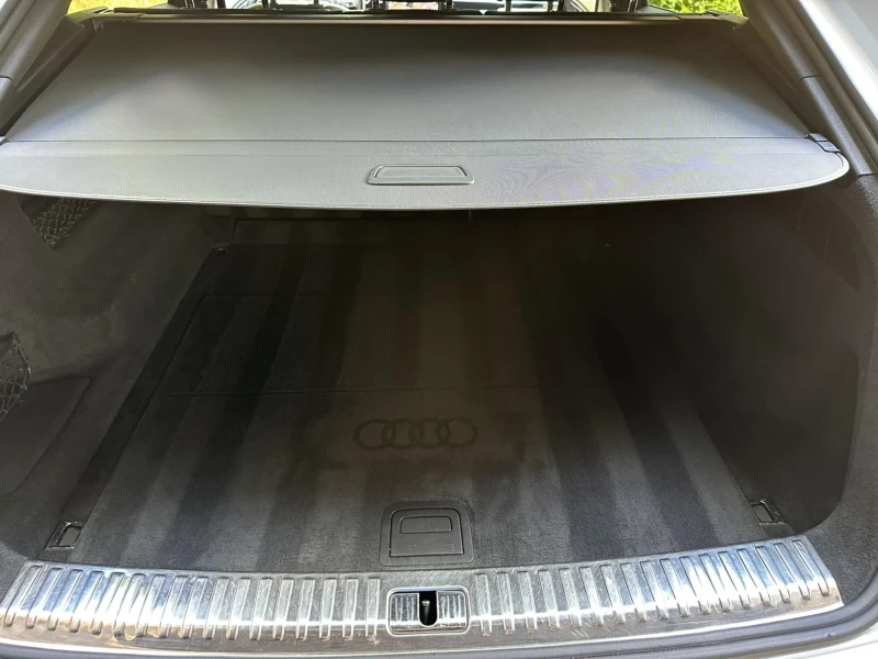 Audi Q8 55 TFSI S-line/PROGRESIVE/360/ PANO, снимка 17 - Автомобили и джипове - 52621966