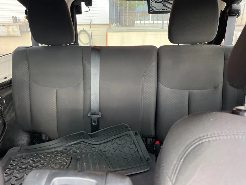 Jeep Wrangler, снимка 8 - Автомобили и джипове - 53147836