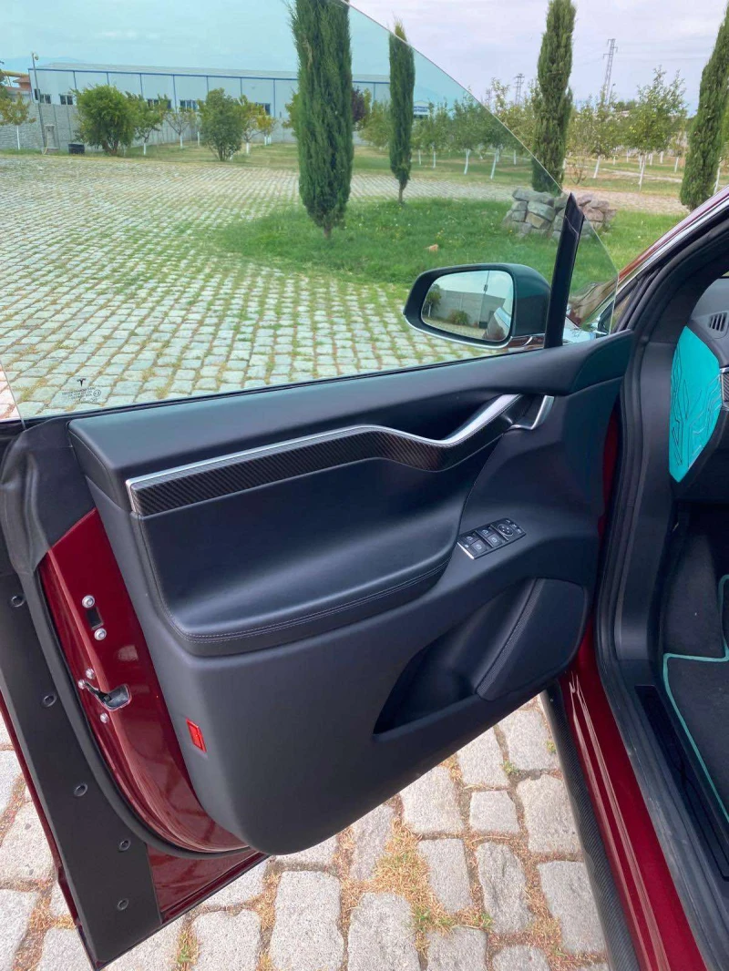 Tesla Model X P90D, снимка 9 - Автомобили и джипове - 53236625