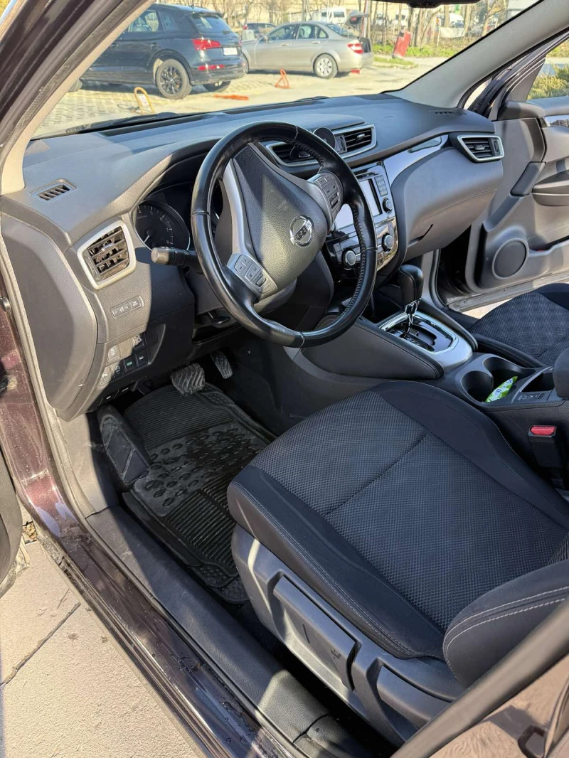 Nissan Qashqai, снимка 5 - Автомобили и джипове - 53583596
