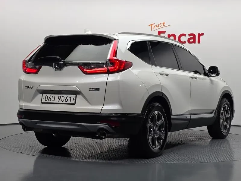 Honda Cr-v 1.5 Ex-L 4Wd, снимка 2 - Автомобили и джипове - 55887799