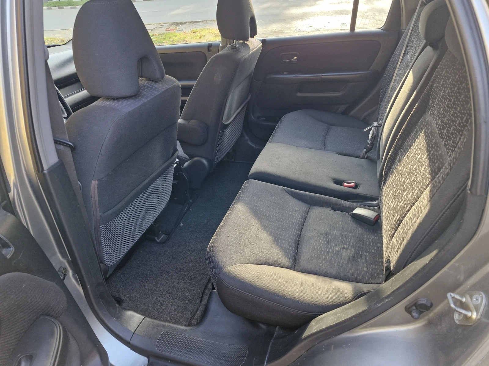 Honda Cr-v 2.0  150.. 44   | Mobile.bg   13