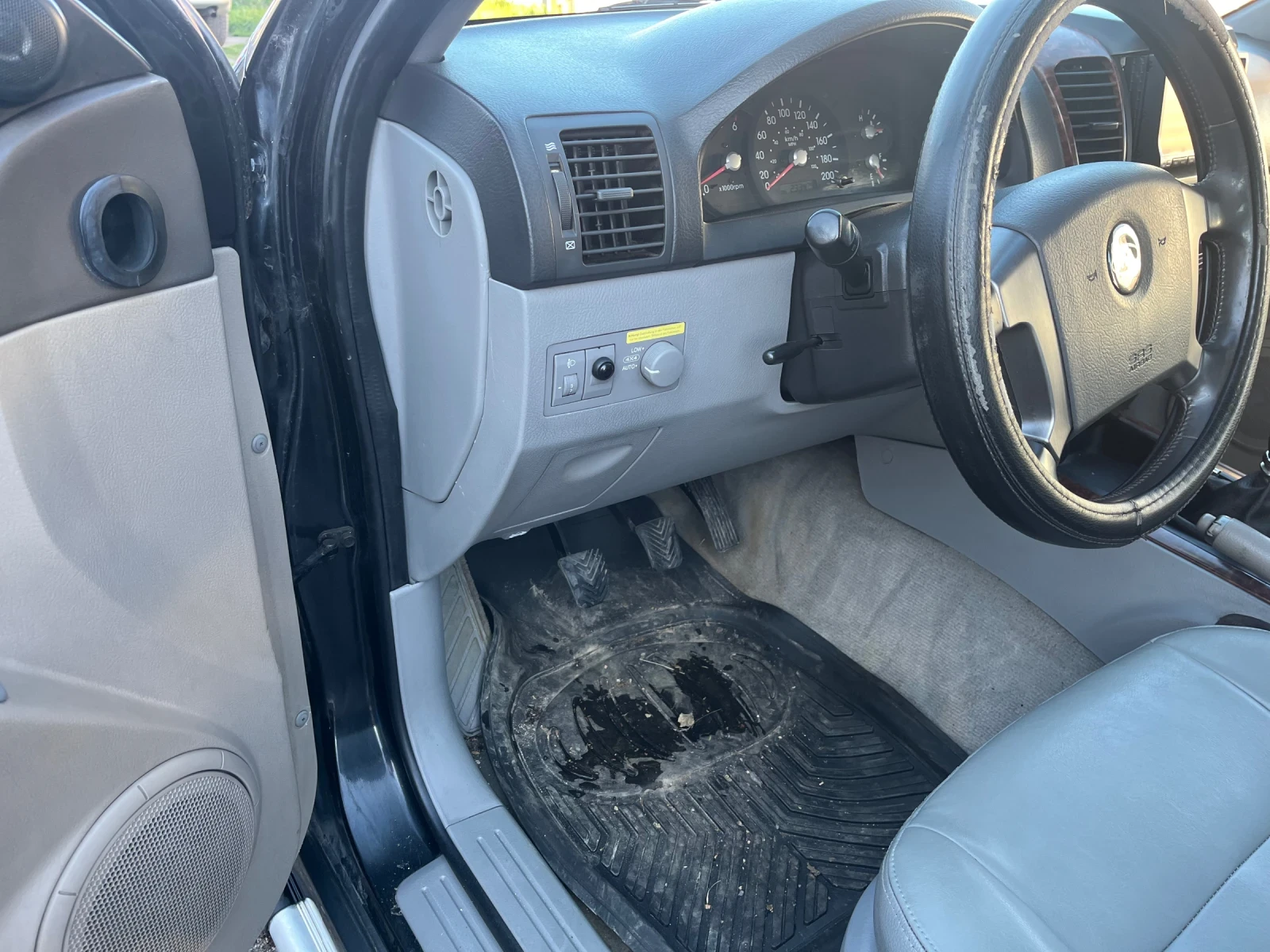 Kia Sorento 2.5  | Mobile.bg   17