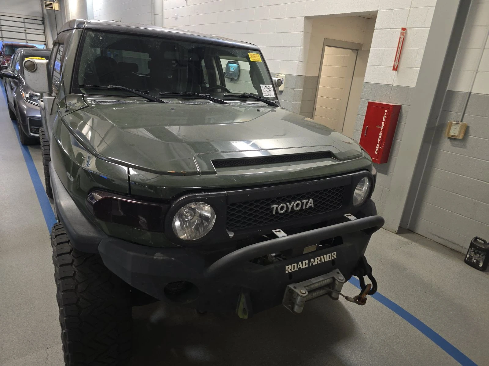 Toyota Fj cruiser 2010 Toyota FJ Cruiser wRear Doors - изображение 3