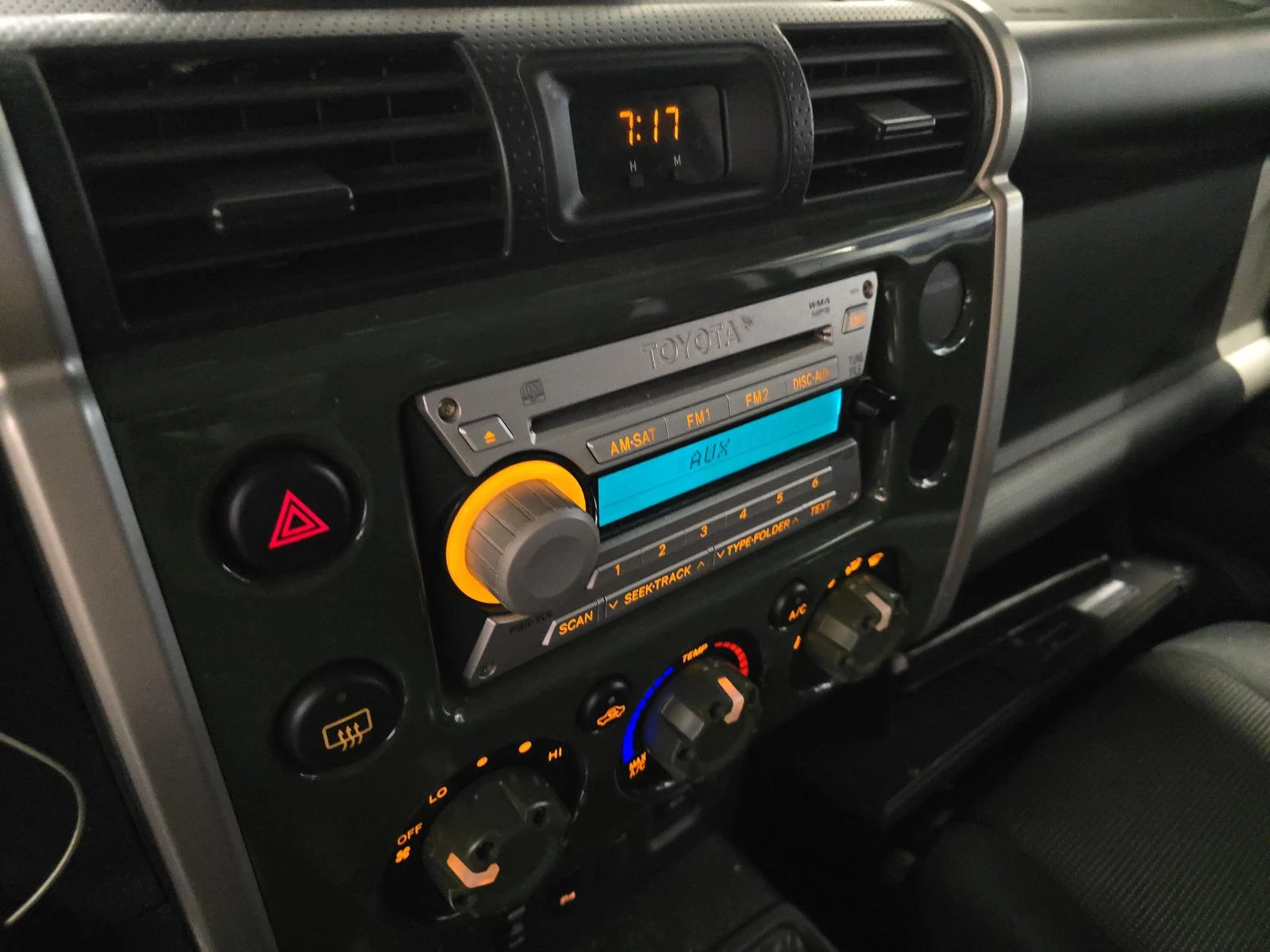 Toyota Fj cruiser 2010 Toyota FJ Cruiser wRear Doors - изображение 9