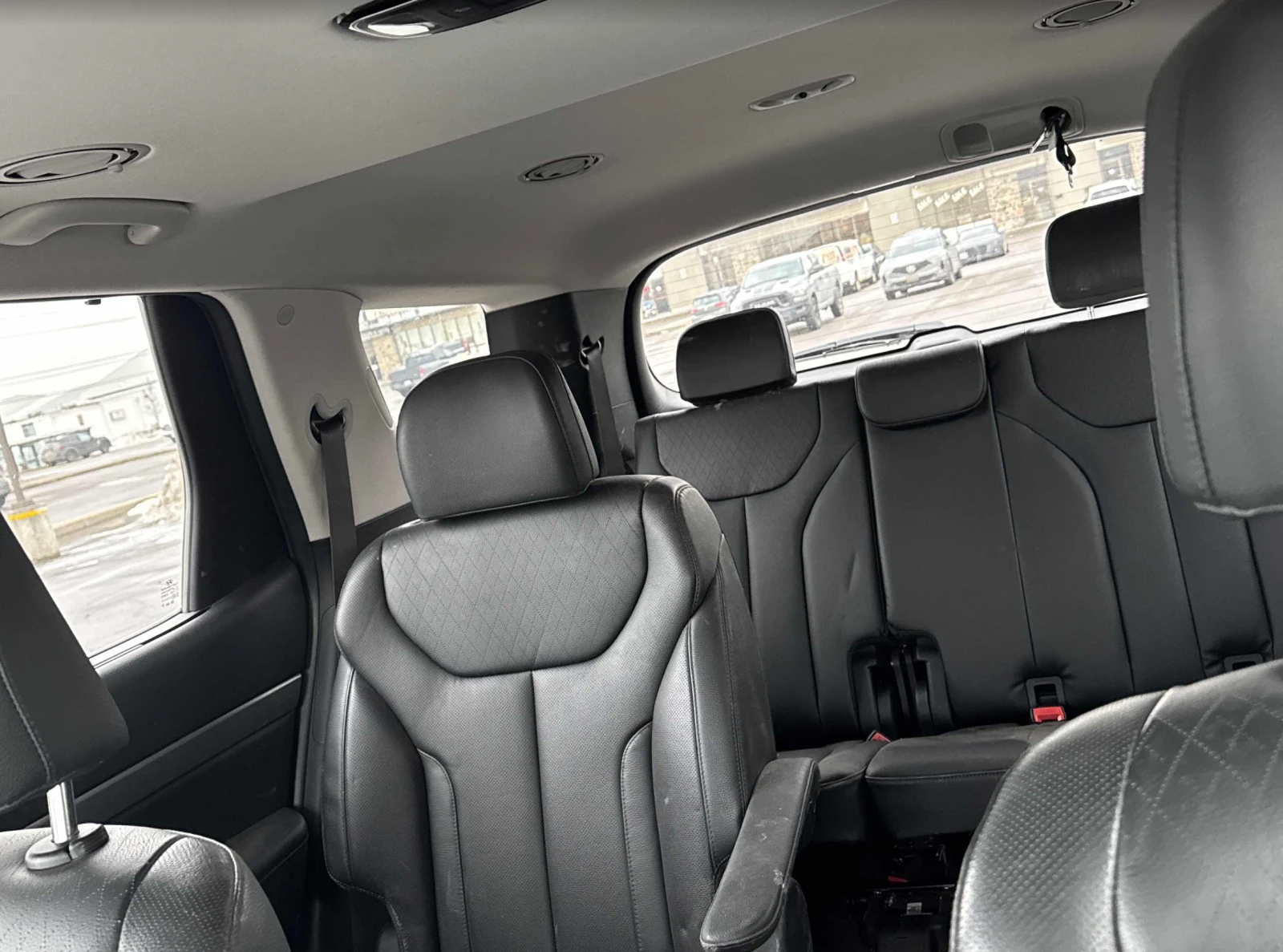 Hyundai Palisade  3.8L Luxury - изображение 10