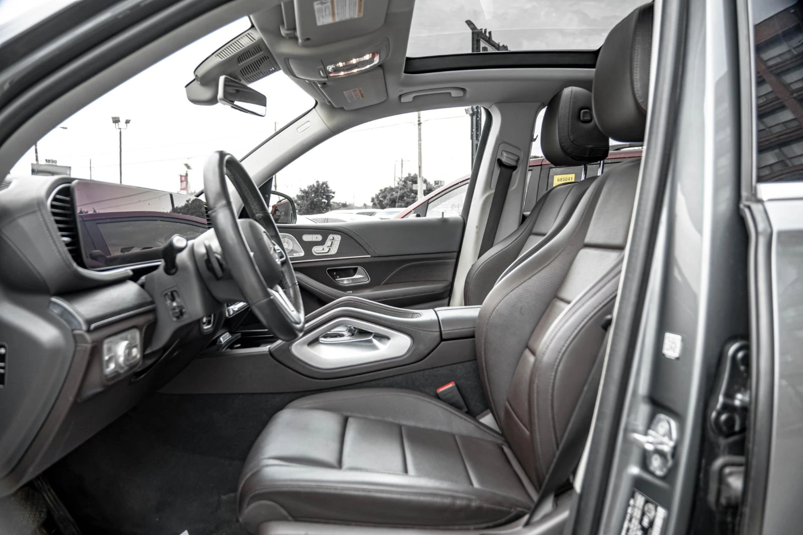 Mercedes-Benz GLE 350 GLE 350 4 MATIK AMG - изображение 4