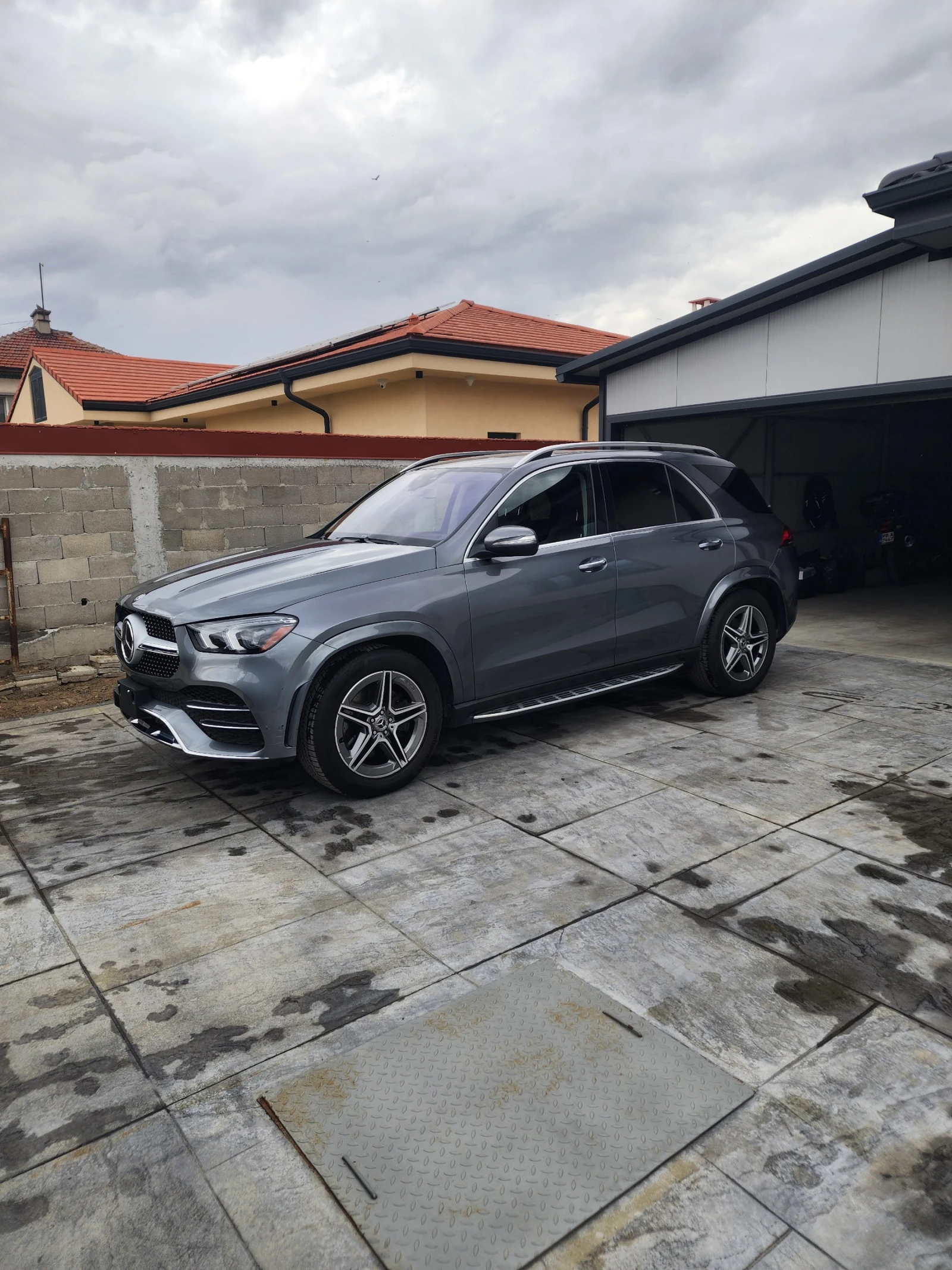 Mercedes-Benz GLE 350 GLE 350 4 MATIK AMG - изображение 3