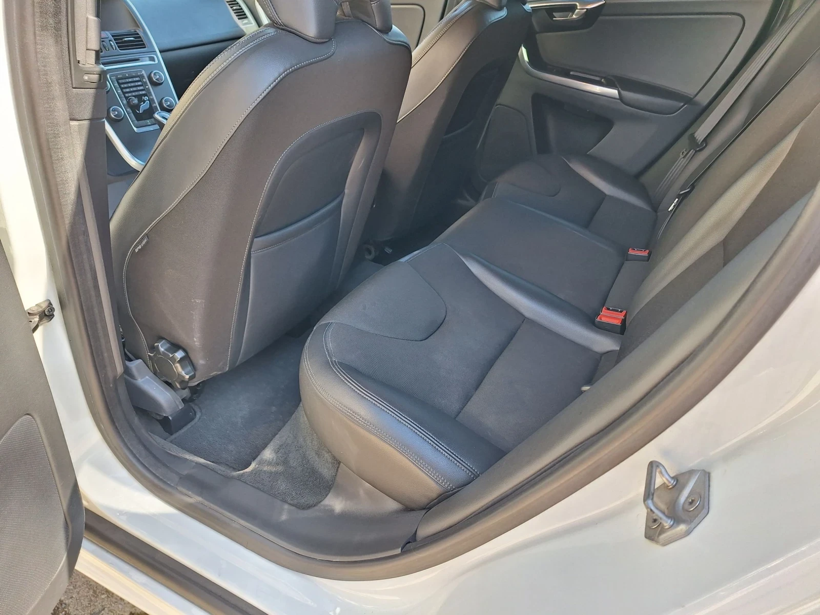 Volvo XC60  - изображение 6