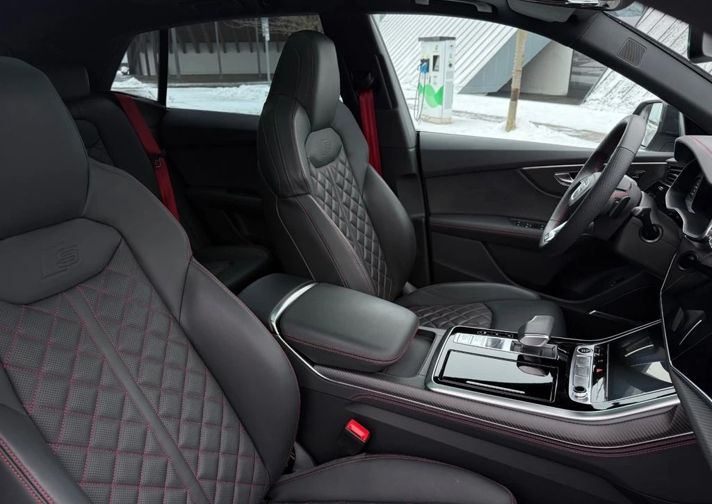 Audi Q8 50TDI Quattro S-Line - изображение 8