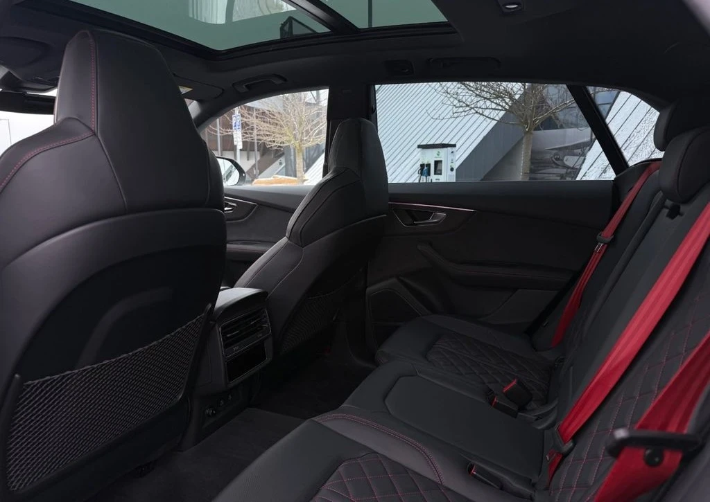 Audi Q8 50TDI Quattro S-Line - изображение 10