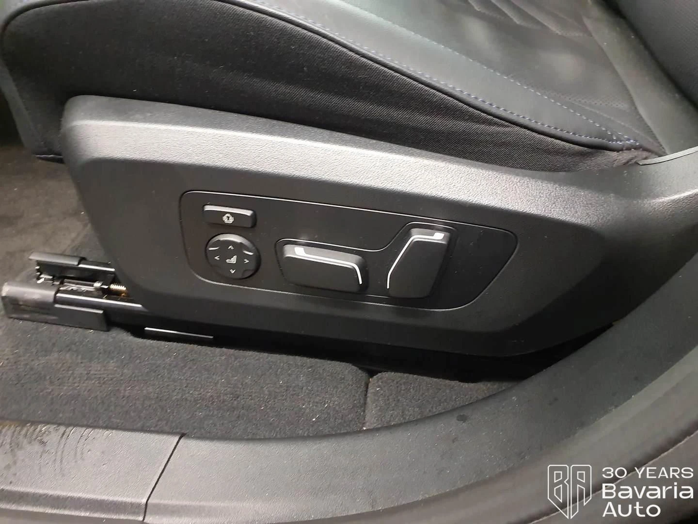 BMW X3 20 xDrive M Sport Paket Steptronic, снимка 13 - Автомобили и джипове - 54230289