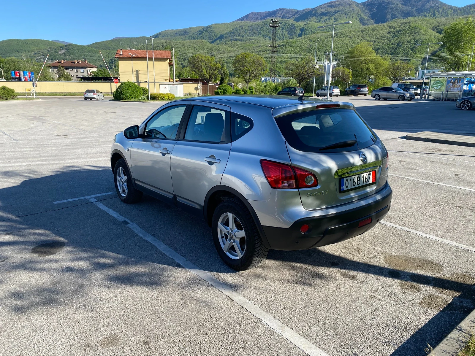 Nissan Qashqai 1.5 dci, снимка 3 - Автомобили и джипове - 54358794