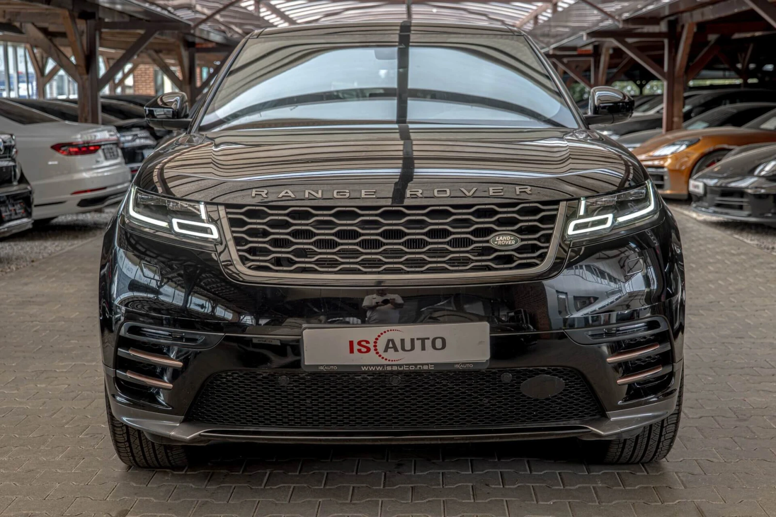Land Rover Range Rover Velar R-Dynamic S/Meridian/Virtual/Камера/Пътни ленти, снимка 2 - Автомобили и джипове - 54357946