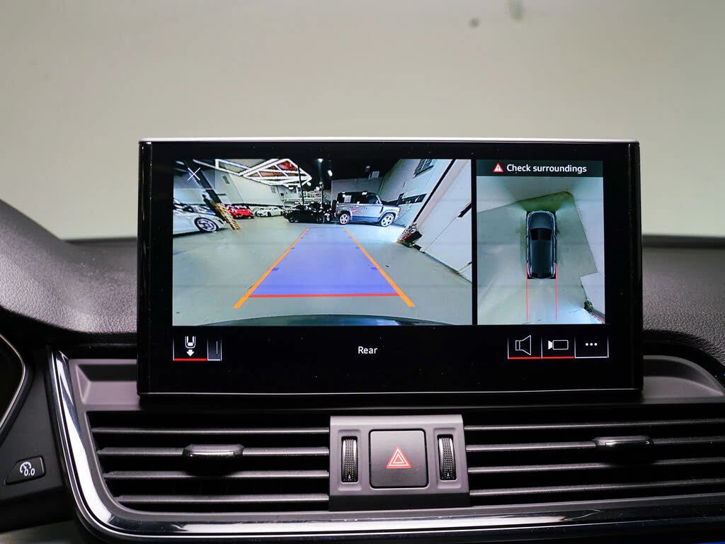 Audi SQ5 TECHNIK* BLACK OPTIC* HEAD-UP* DISTRONIC* 360 CAM, снимка 13 - Автомобили и джипове - 54727040