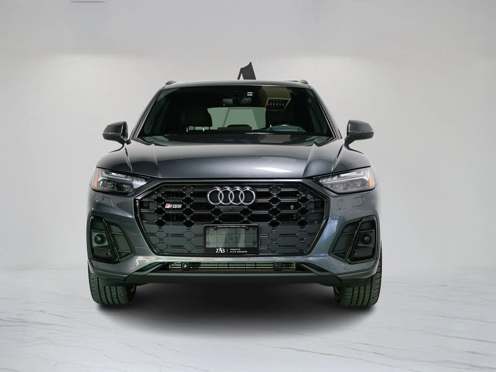 Audi SQ5 TECHNIK* BLACK OPTIC* HEAD-UP* DISTRONIC* 360 CAM, снимка 2 - Автомобили и джипове - 54727040