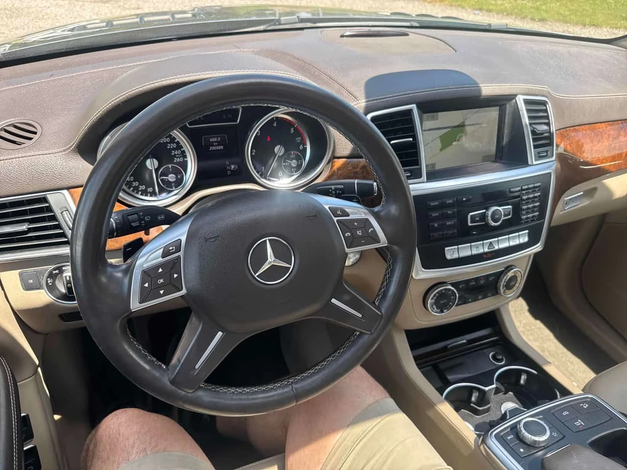 Mercedes-Benz GL 350 АМГ ПАК/BlueTEC/PANO/360 CAMERA/CARFAX/ФИНАНСИРАНЕ, снимка 8 - Автомобили и джипове - 54826891