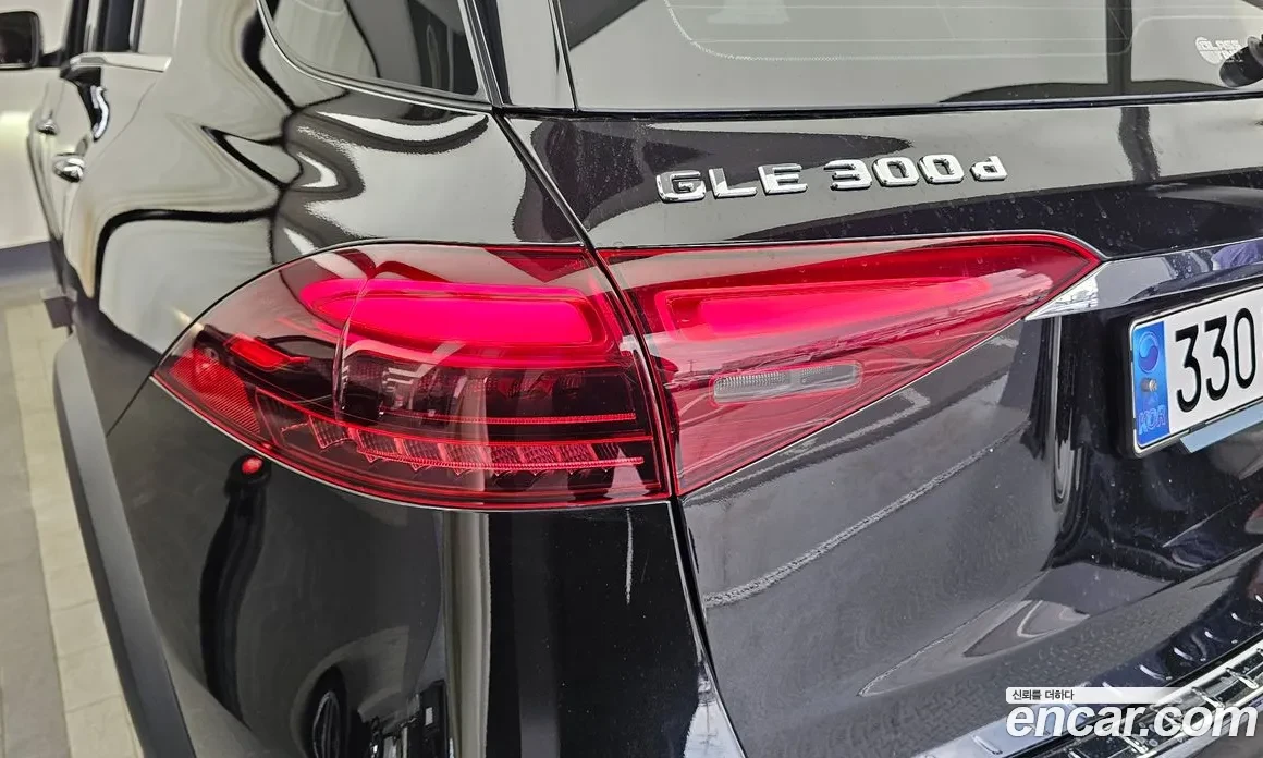 Mercedes-Benz GLE, снимка 5 - Автомобили и джипове - 55741404