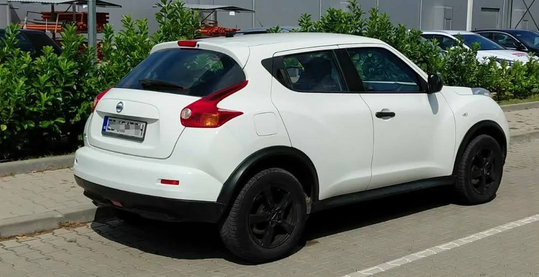 Nissan Juke, снимка 4 - Автомобили и джипове - 55941431