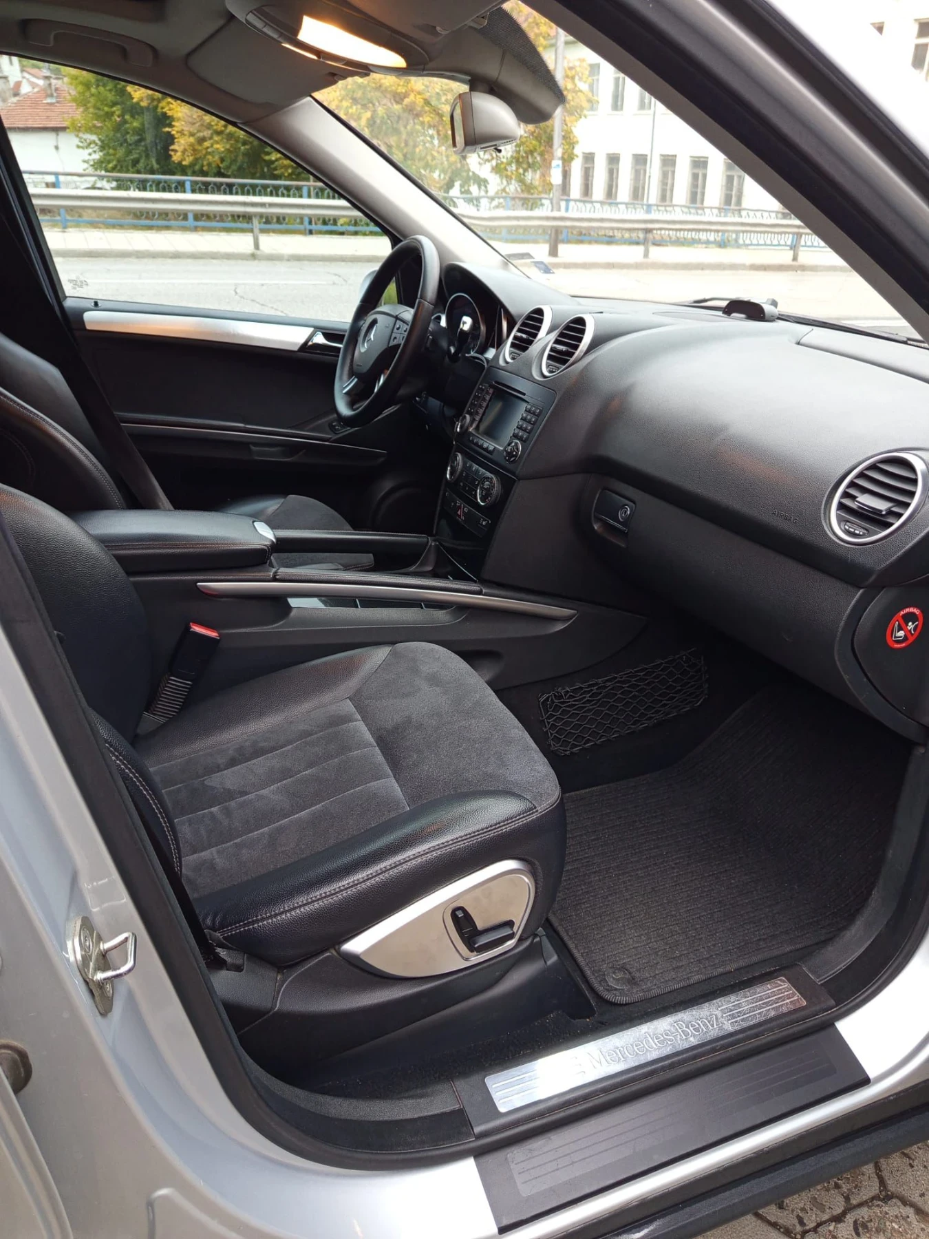 Mercedes-Benz ML 280, снимка 8 - Автомобили и джипове - 55957367