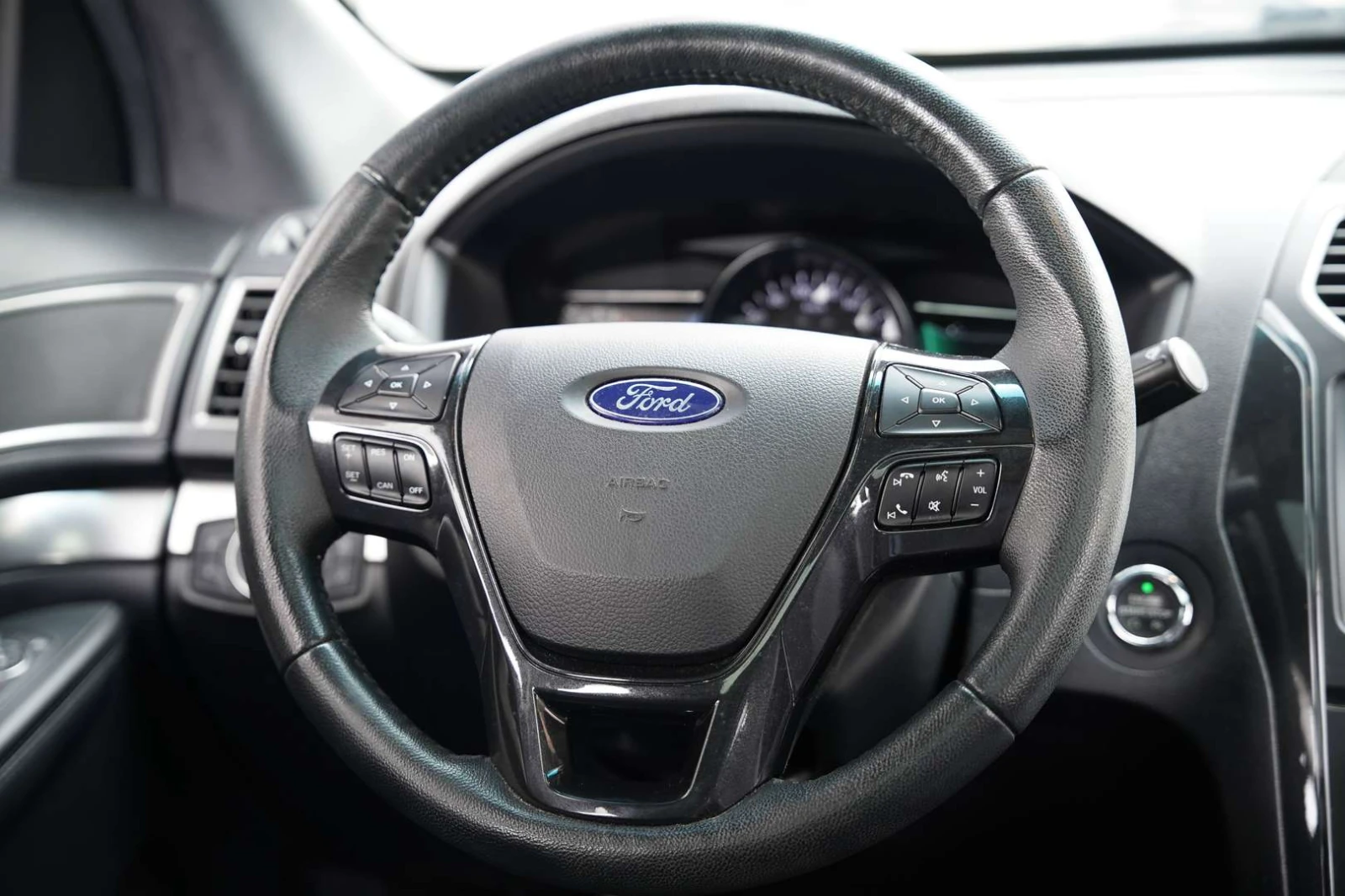 Ford Explorer, снимка 11 - Автомобили и джипове - 56019608