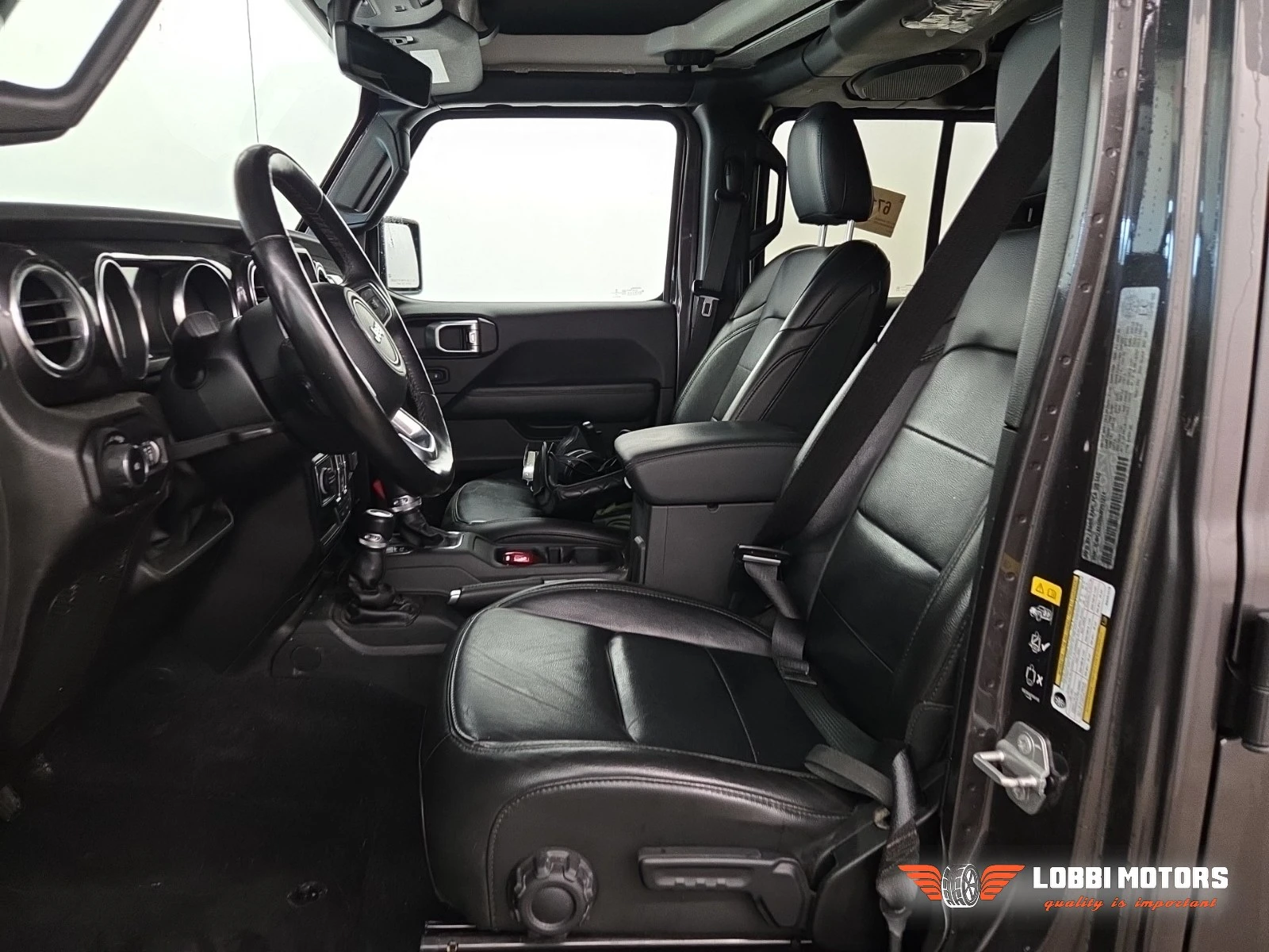 Jeep Wrangler, снимка 5 - Автомобили и джипове - 56102611