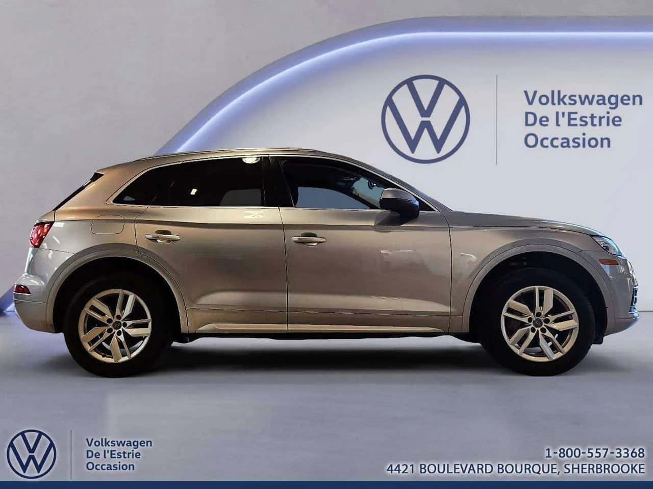 Audi Q5 * 2.0 TFSI KOMFORT / QUATTRO / CUIR / BLUETOOTH * , снимка 4 - Автомобили и джипове - 56315419