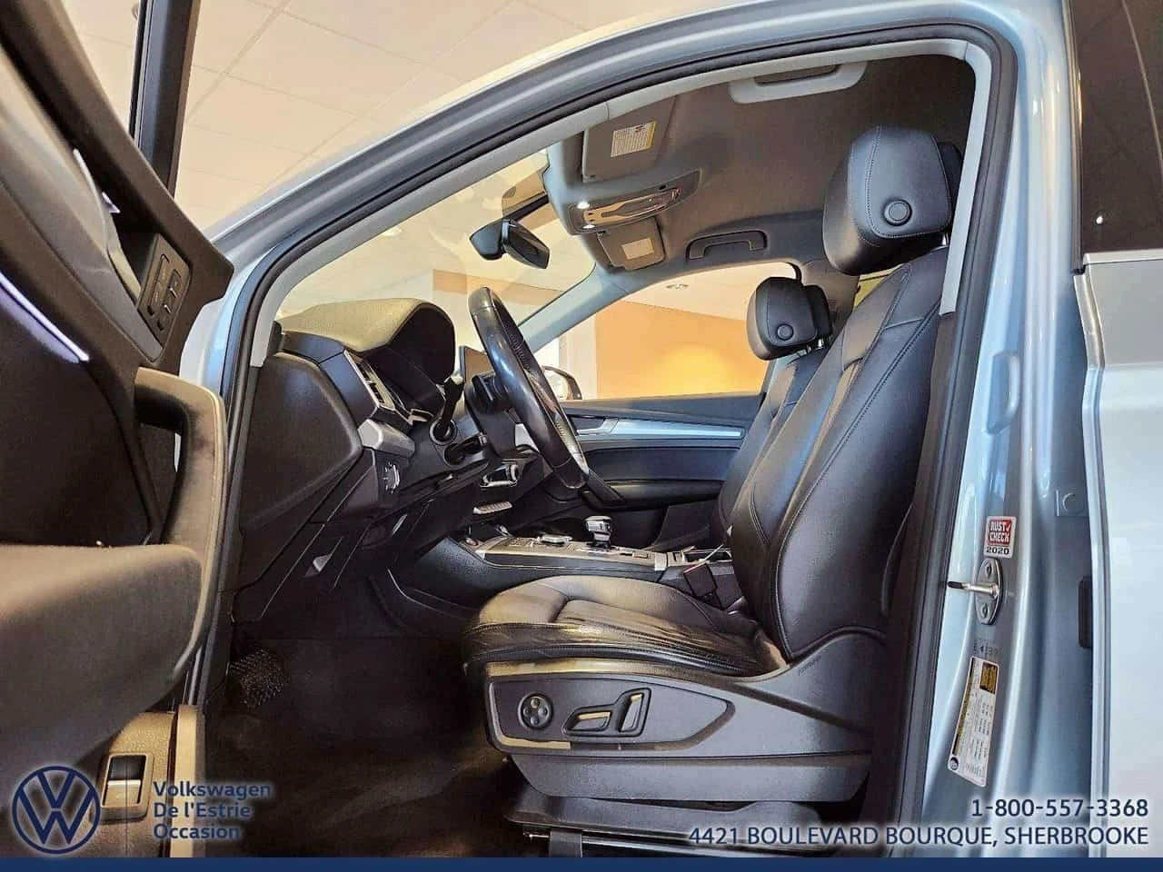 Audi Q5 * 2.0 TFSI KOMFORT / QUATTRO / CUIR / BLUETOOTH * , снимка 11 - Автомобили и джипове - 56315419