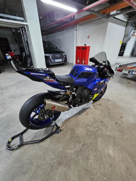 Yamaha YZF-R1 | Mobile.bg    5