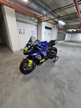 Yamaha YZF-R1 | Mobile.bg    10